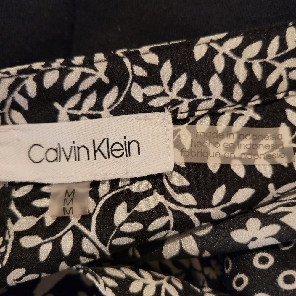 Nwot Floral Patchwork Blouse - image 8